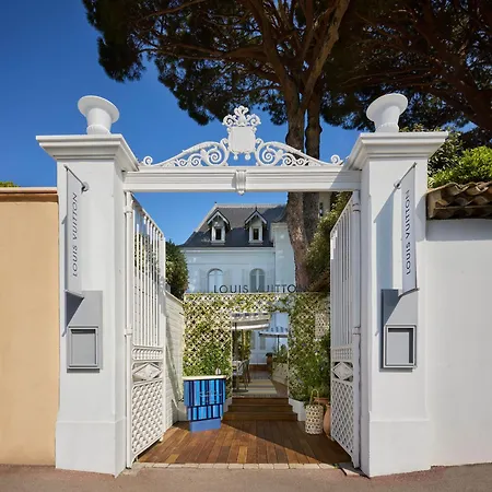 White 1921 Hotel