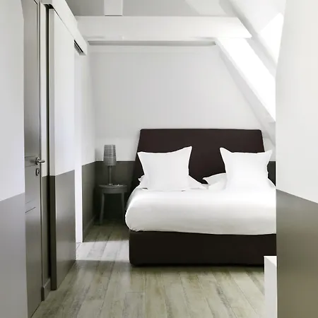 White 1921 ホテル サントロペ