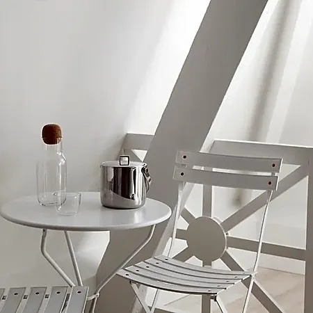 White 1921 Hotel 3*
