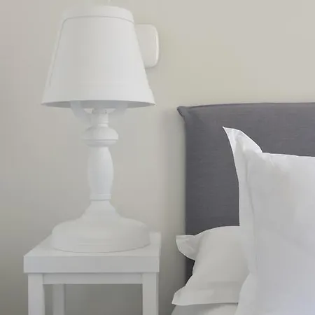 White 1921 호텔 3*